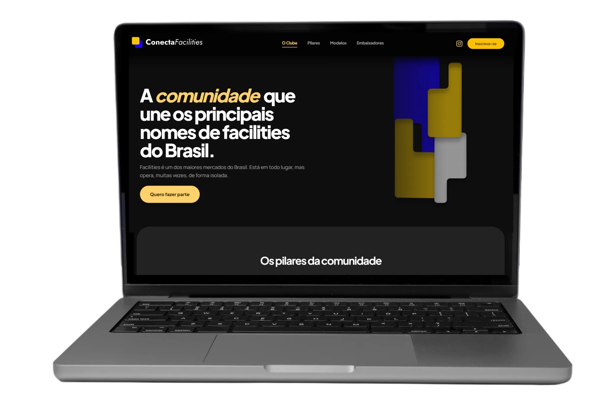Site do Clube Conecta Facilities exibido em um notebook